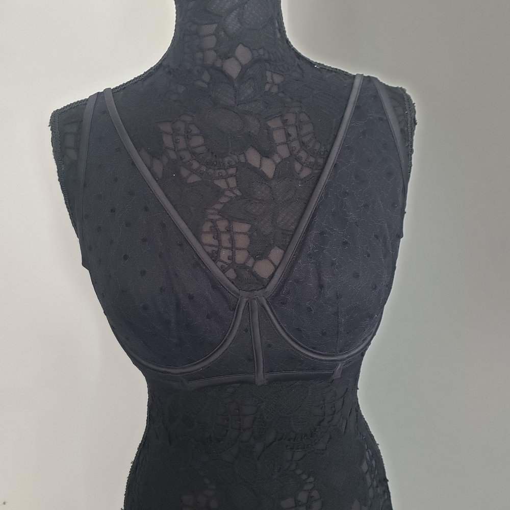 Victoria’s Secret Push Up Bra Underwire Polka Dot Black Size 34DD